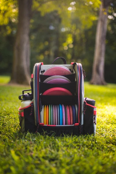 Squatch Disc Golf Bag Ezra Link Backpack with Cooler